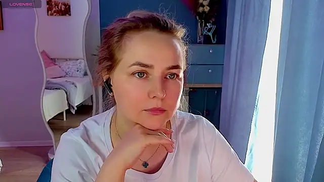 Mira_Mermayd Live XXX-chat