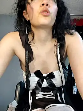 دردشة Karina_Mon الجنسية المباشرة