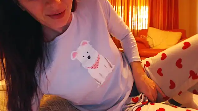LovelyAndraGirl Webcam show