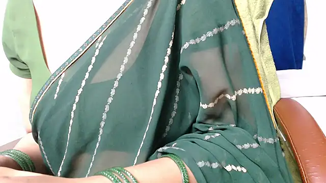 عرض كام sunitha-3