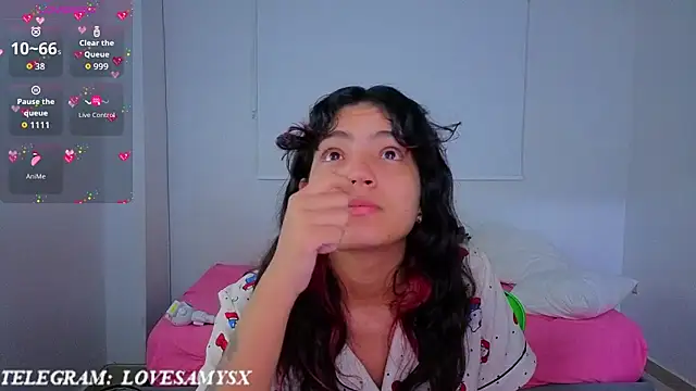 Lovelyamyy 现场XXX聊天