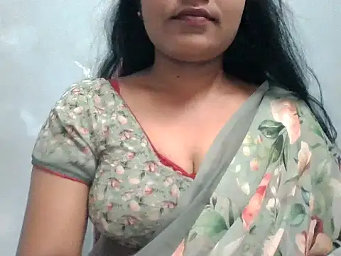 Rathi-priyaa Pertunjukan Webcam