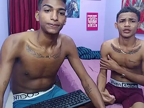 black_twinks' Live XXX Chat