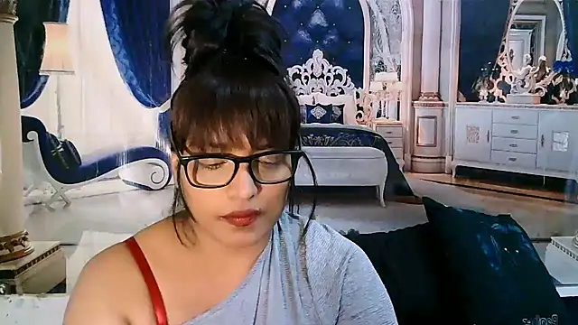 Chat XXX en directo de IndiaBlackPanther
