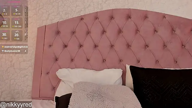 دردشة Nikky_Red_ الجنسية المباشرة