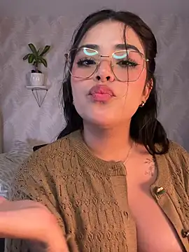 Živý XXX chat Sara-Evans