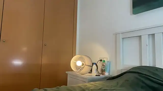 SweetTits26's Live XXX Chat