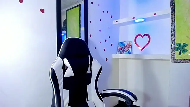 Онлайн чат XXX honeyluxe_