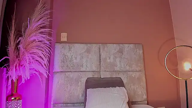 AnnaDenver's Live XXX Chat