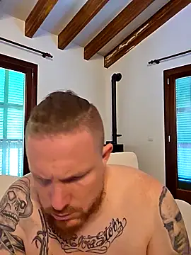 kylie_blck élő XXX-chatje