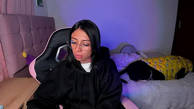 Bellacatx's Live XXX Chat