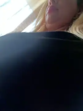 TheeaBlanco Adlı Modelin Canlı XXX Sohbeti