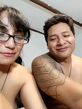 LucyCherry69's Live XXX Chat