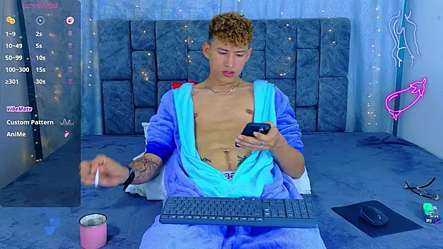 NicolasTorrez 现场XXX聊天