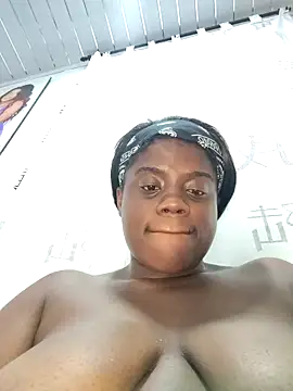 YourLiaa_ webcam show