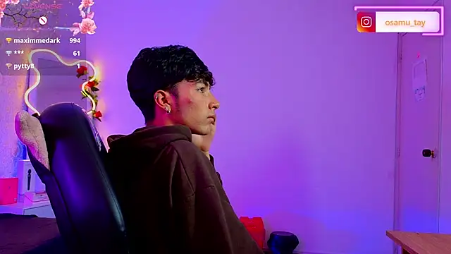 osamu_tay Adlı Modelin Web Kamerası Şovu