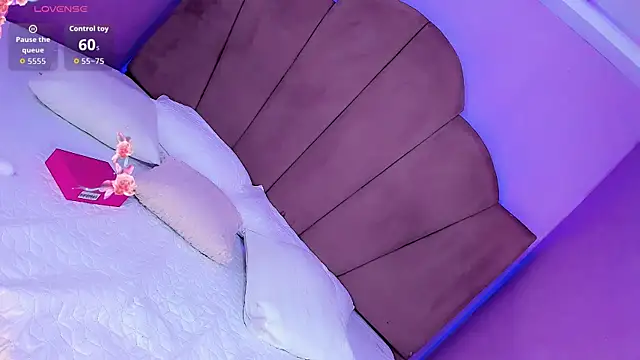 XXX chat uživo modela Babyuriel211