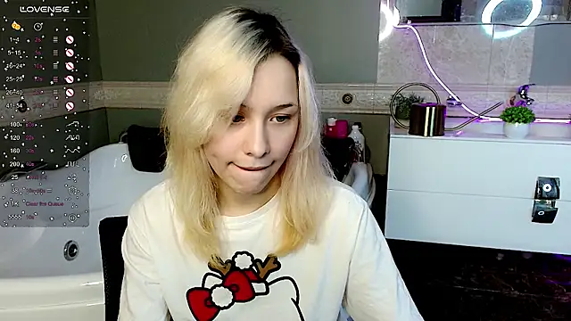แชท XXX สดของ EmilyTrase
