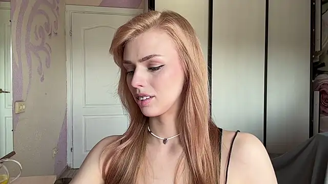 ScarlettRosy Webcam Show