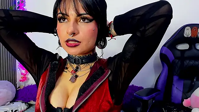Rainnbow_ live XXX chat