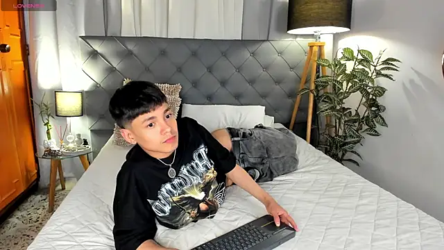 Andy_Belier23 live XXX chat