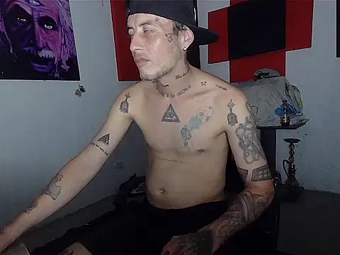 patrik_tattoo_ élő XXX-chatje