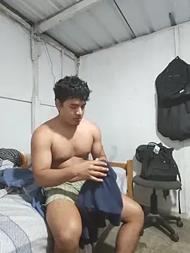 ChicoHot2503 Show in webcam