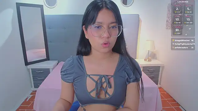 Chat +18 de chaneelstark ao vivo