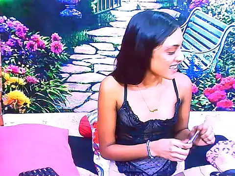 IndianPretty14u2Luv live XXX chat
