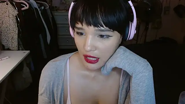nomichuu's Webcam Show