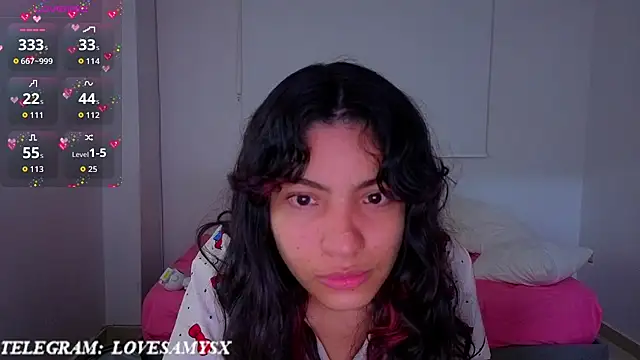 Chat +18 de Lovelyamyy ao vivo