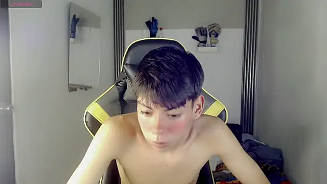 Liarr_ Adlı Modelin Canlı XXX Sohbeti
