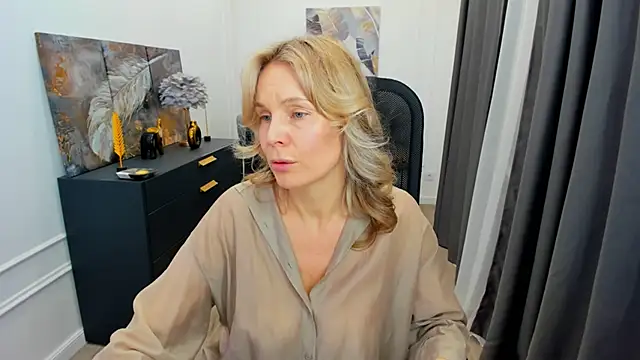 Sinty_Devisn Live XXX chat