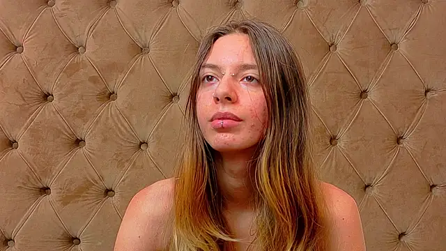 CoraVex live XXX chat