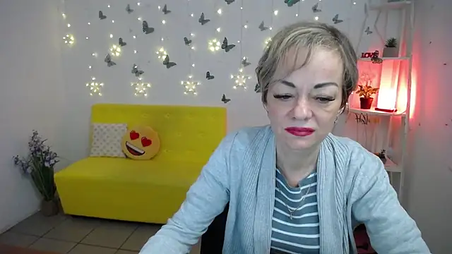 NikaMayu Webcamshow