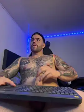 Ades_Lowe Show Webcam