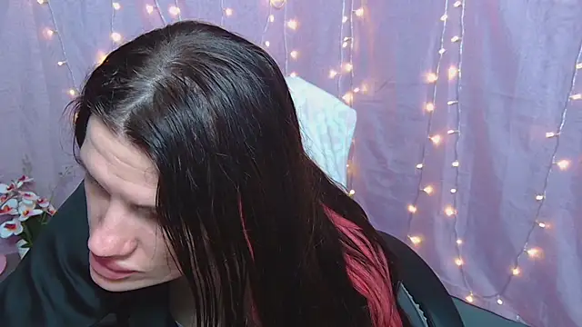 Онлайн чат XXX MilaLoona