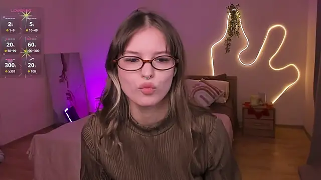 Lisa_Blossom's Live XXX Chat