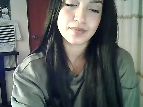 FallsForHerSmile 라이브 XXX 채팅