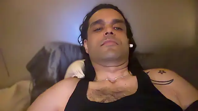 KungFuPanda001's Live XXX Chat