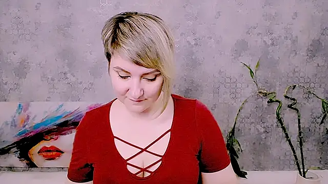 Djullia Live XXX-chat