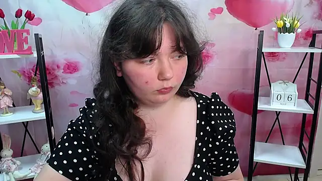 Chatroom XXX en direct de NeonilaLisova