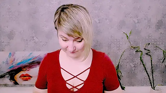 Djullia 라이브 XXX 채팅