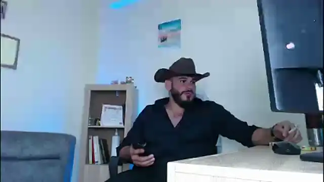 cowboyht's Live XXX Chat