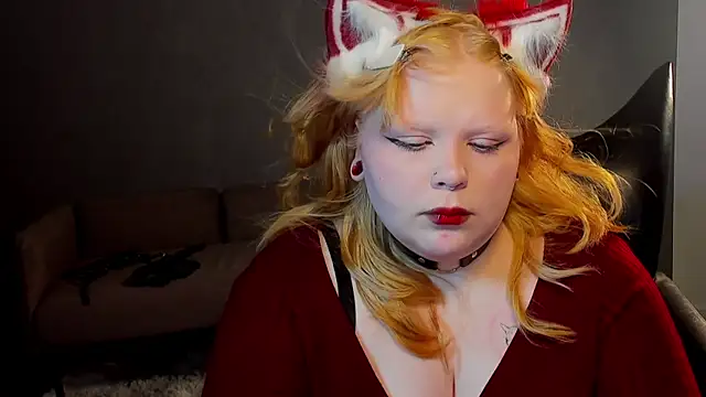 LottieReed live XXX chat