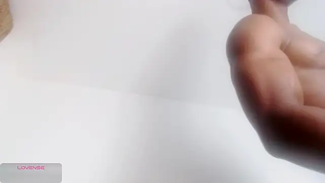XXX chat uživo modela drake_brwon_23
