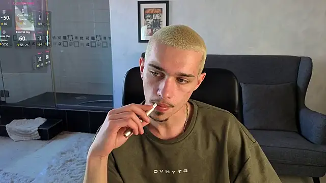 Chat +18 de KaydenDrew ao vivo