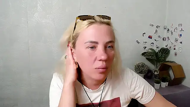 EmmaCat_ – Live XXX-chat