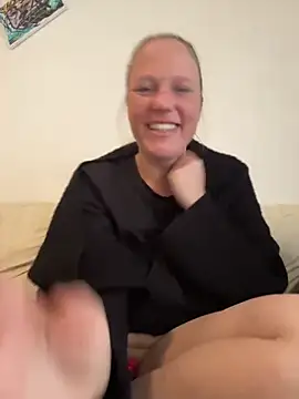 MoniqueLaFee Pertunjukan Webcam