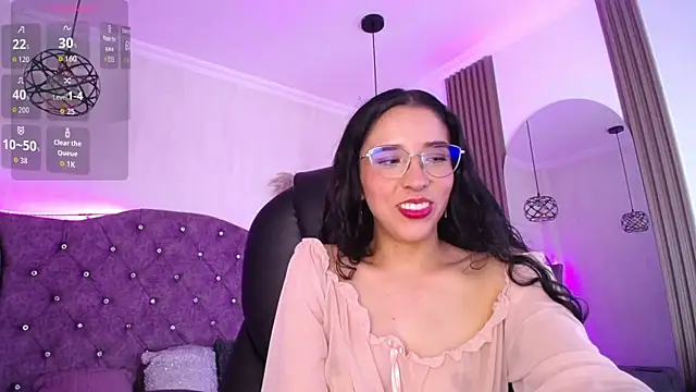 Amara_Davis1 现场XXX聊天